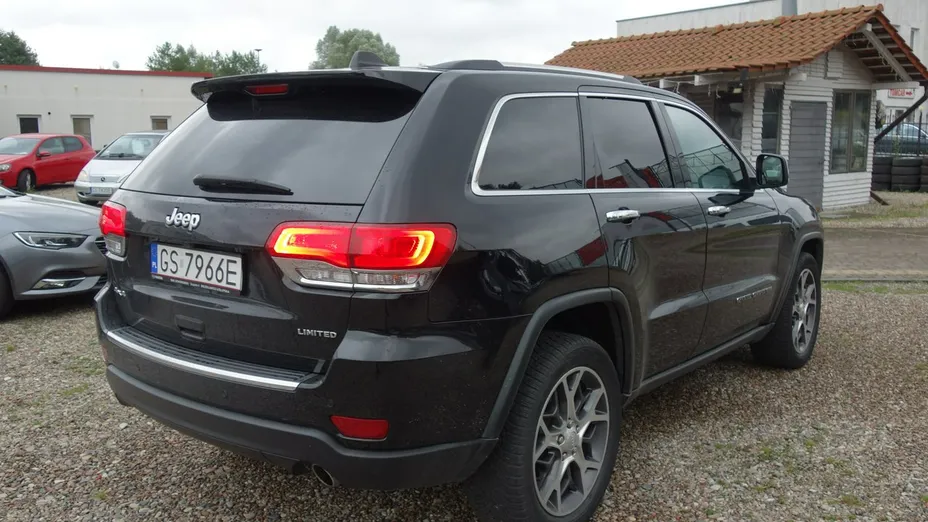 JEEP Grand Cherokee -