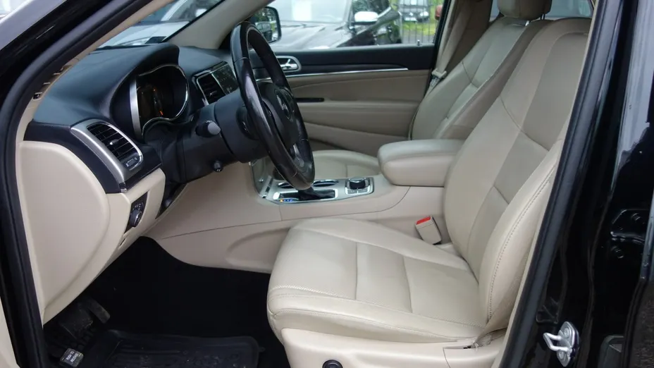 JEEP Grand Cherokee -