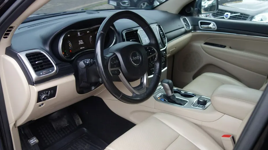 JEEP Grand Cherokee -