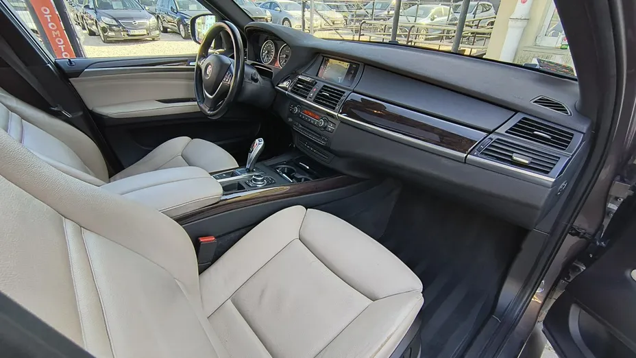BMW X5 -