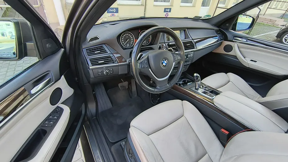 BMW X5 -