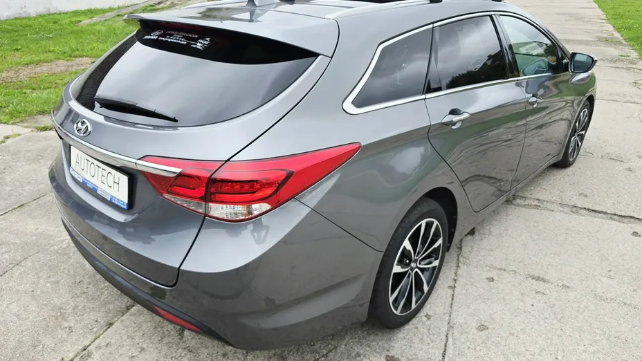 HYUNDAI i40 -