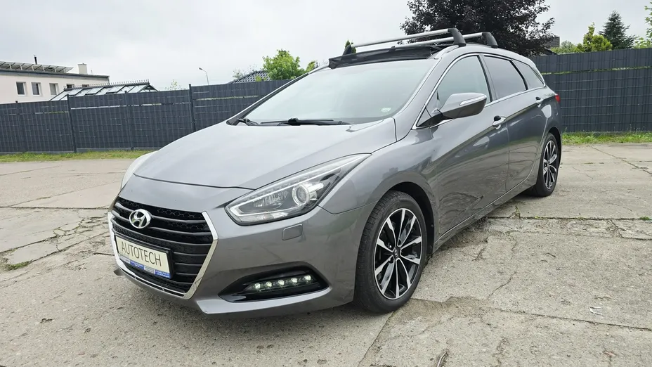 HYUNDAI i40 -
