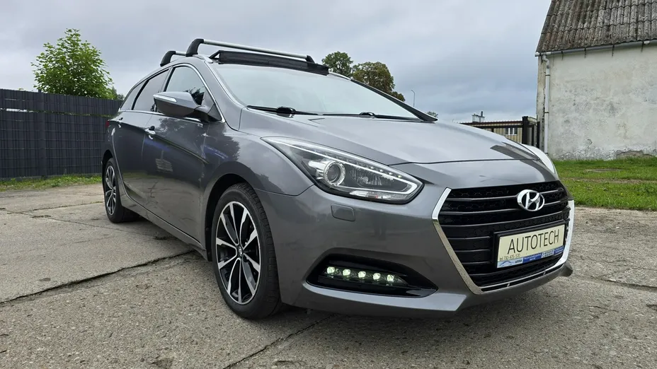HYUNDAI i40 -