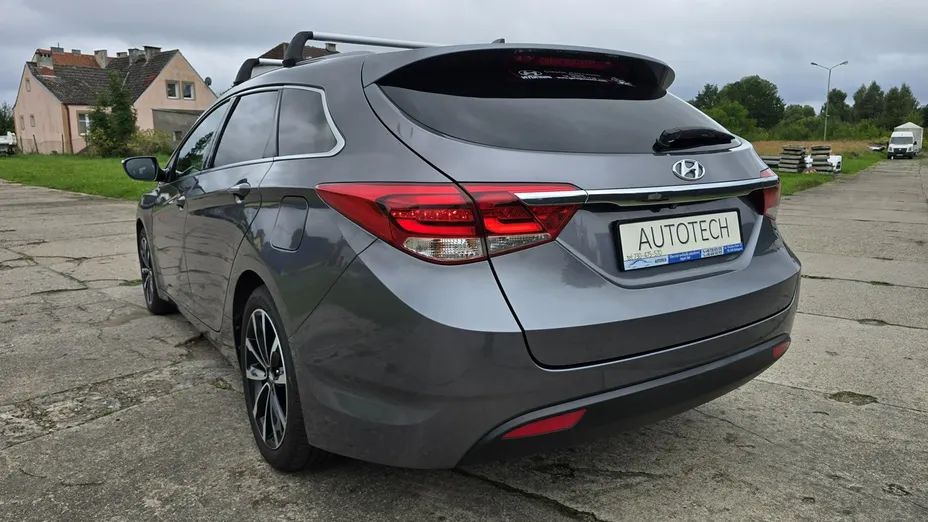 HYUNDAI i40 -