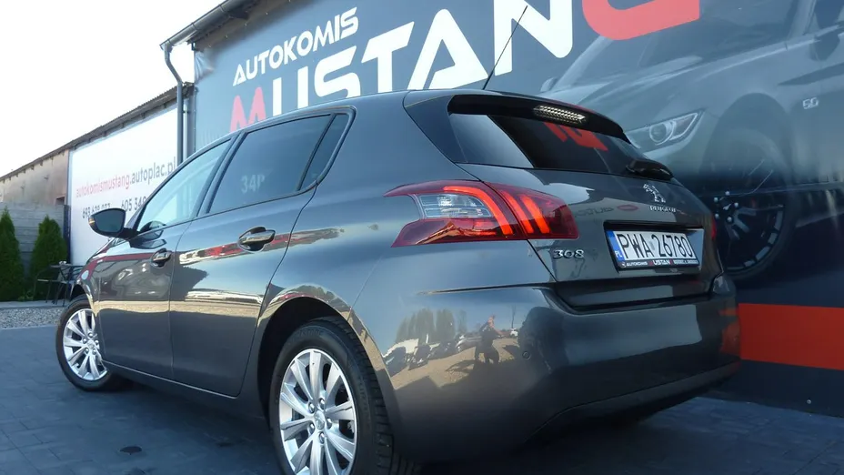 PEUGEOT 308 -