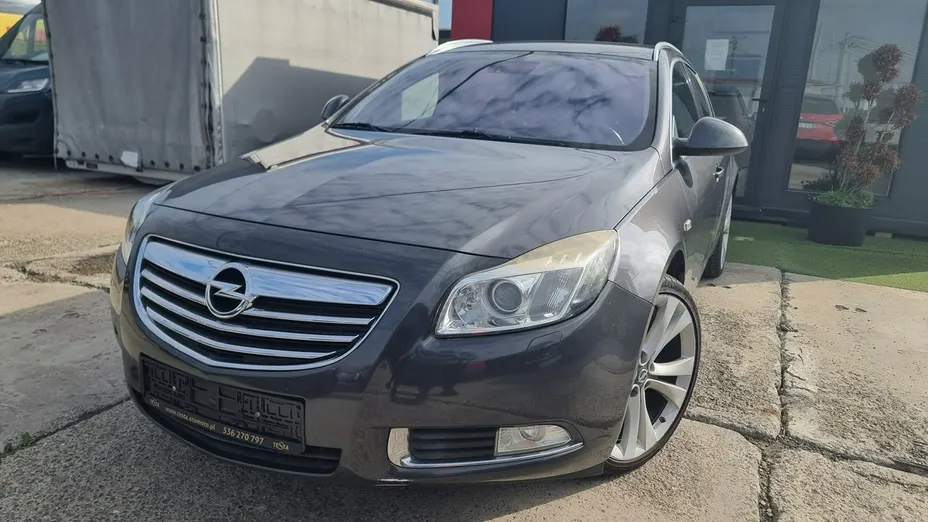 OPEL Insignia -