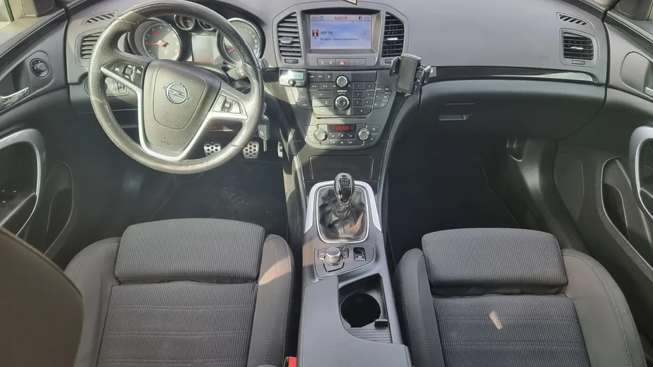 OPEL Insignia -
