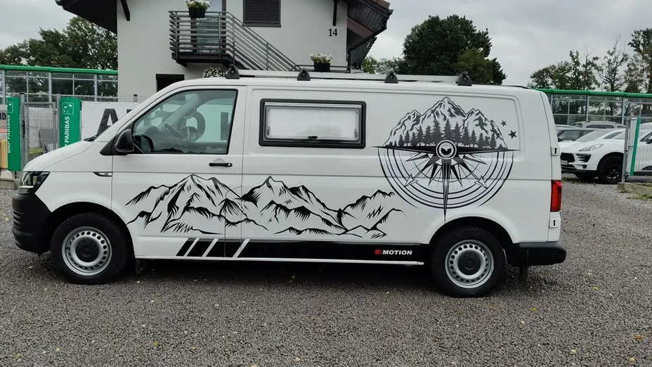 VOLKSWAGEN Transporter -