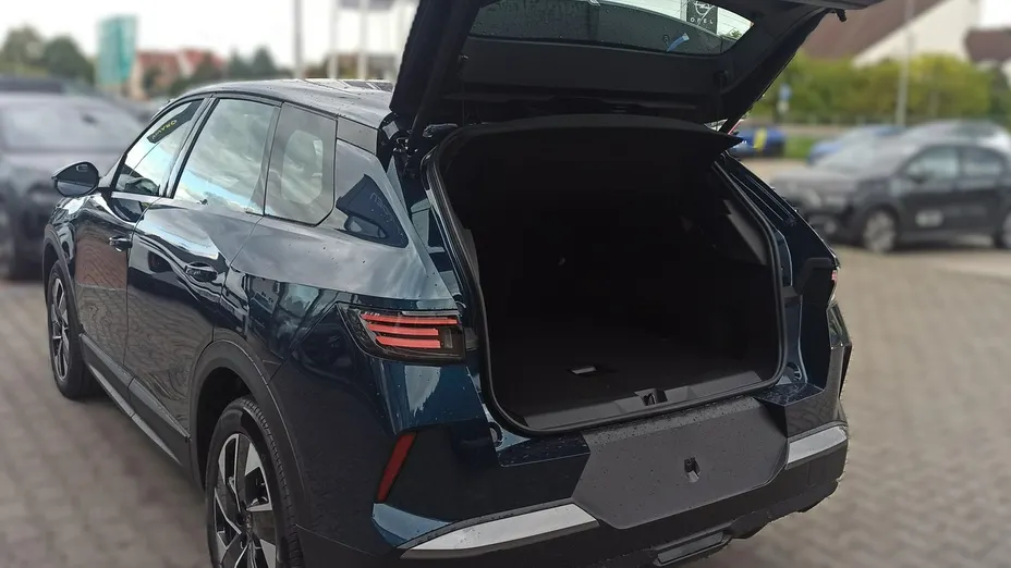 OPEL Grandland X -