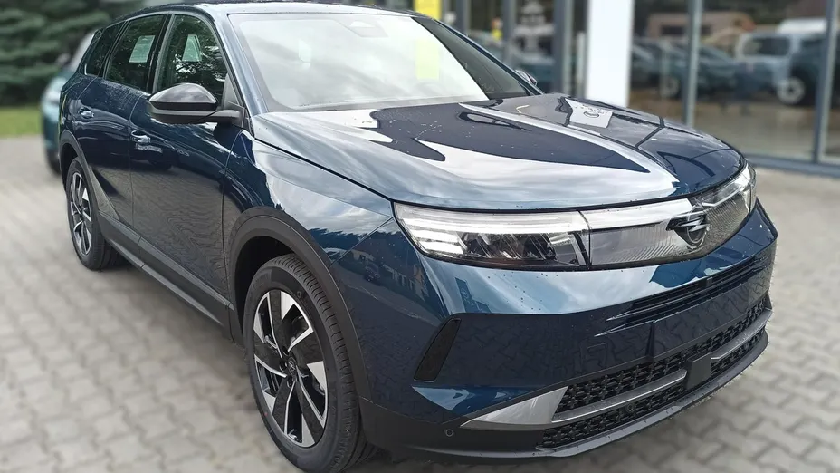 OPEL Grandland X -