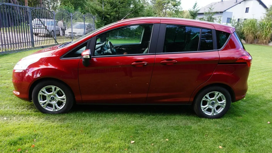 FORD B-MAX -