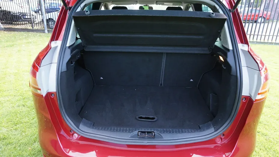 FORD B-MAX -