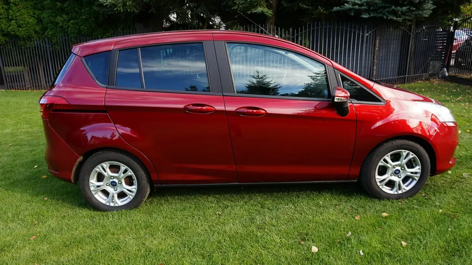 FORD B-MAX -