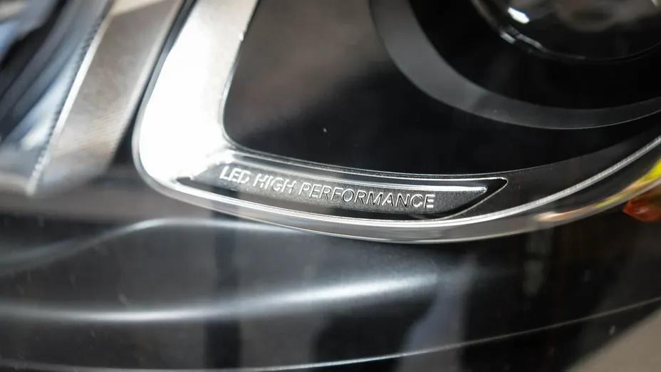 MERCEDES-BENZ GLC -