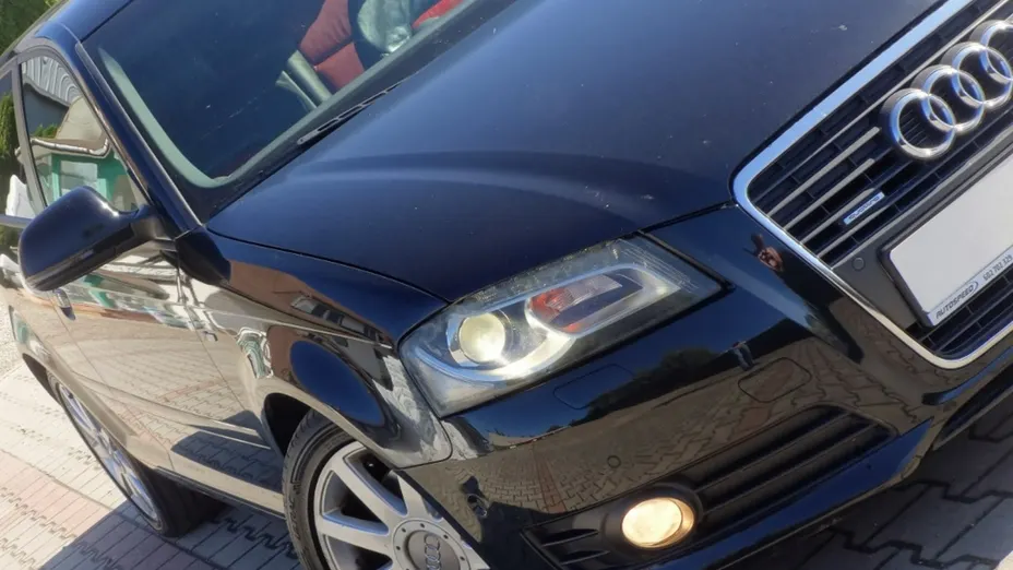 AUDI A3 -