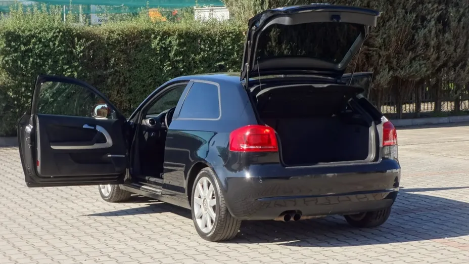 AUDI A3 -