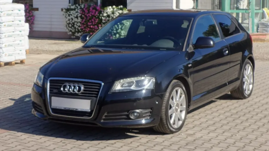 AUDI A3 -