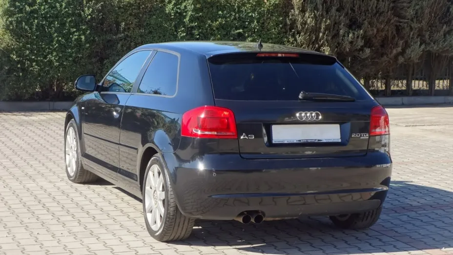 AUDI A3 -