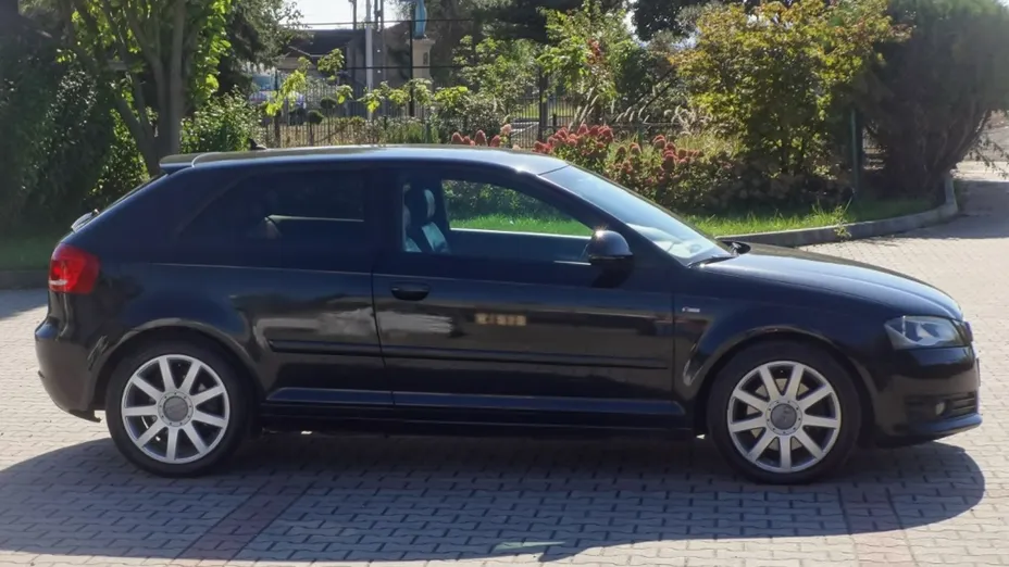 AUDI A3 -