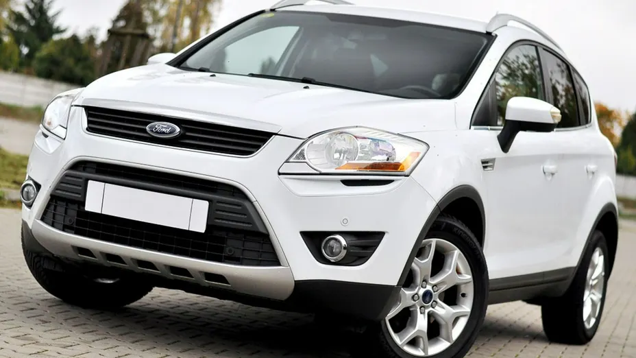 FORD Kuga -