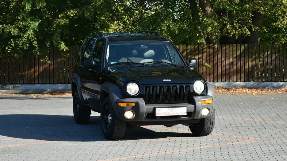 JEEP Cherokee -