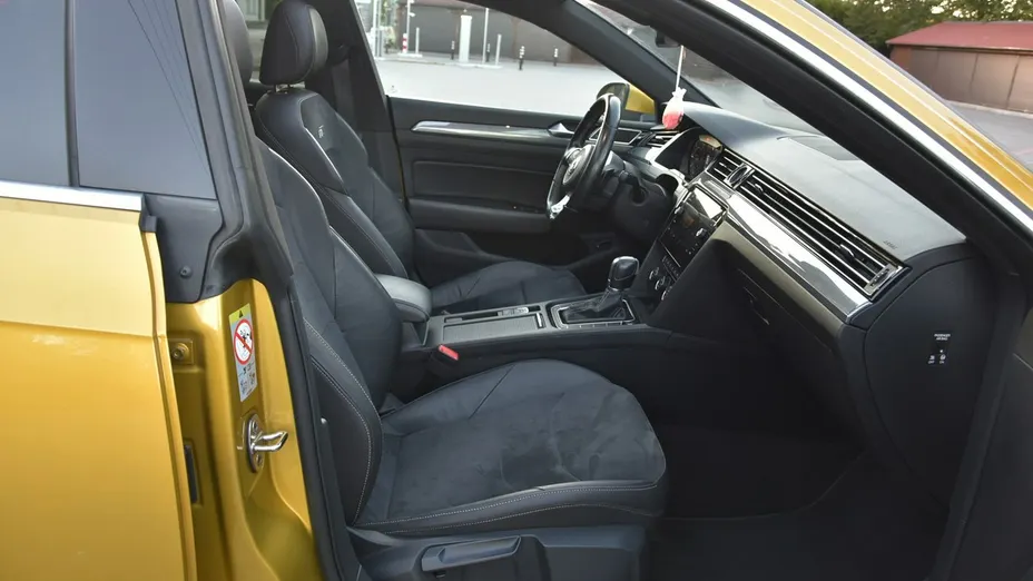 VOLKSWAGEN Arteon -