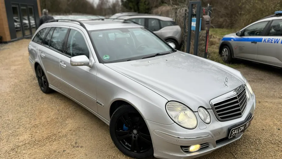 MERCEDES-BENZ E Klasa -