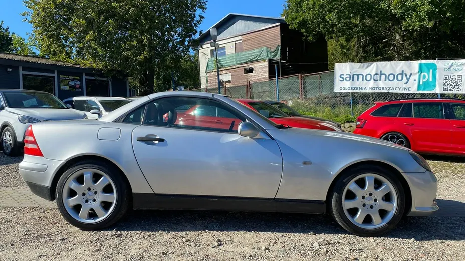 MERCEDES-BENZ SLK -