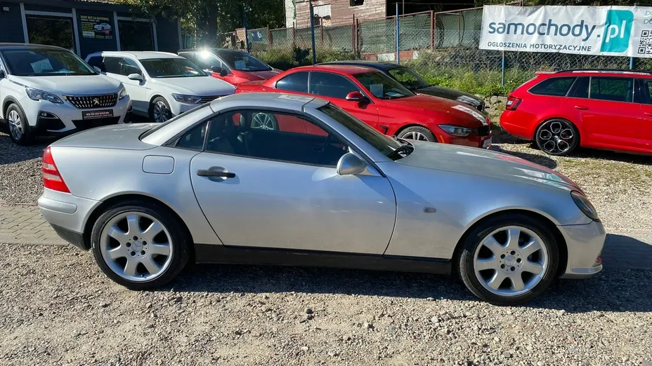 MERCEDES-BENZ SLK -