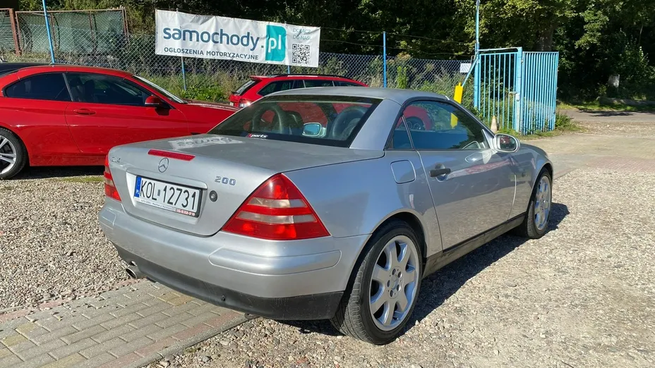 MERCEDES-BENZ SLK -