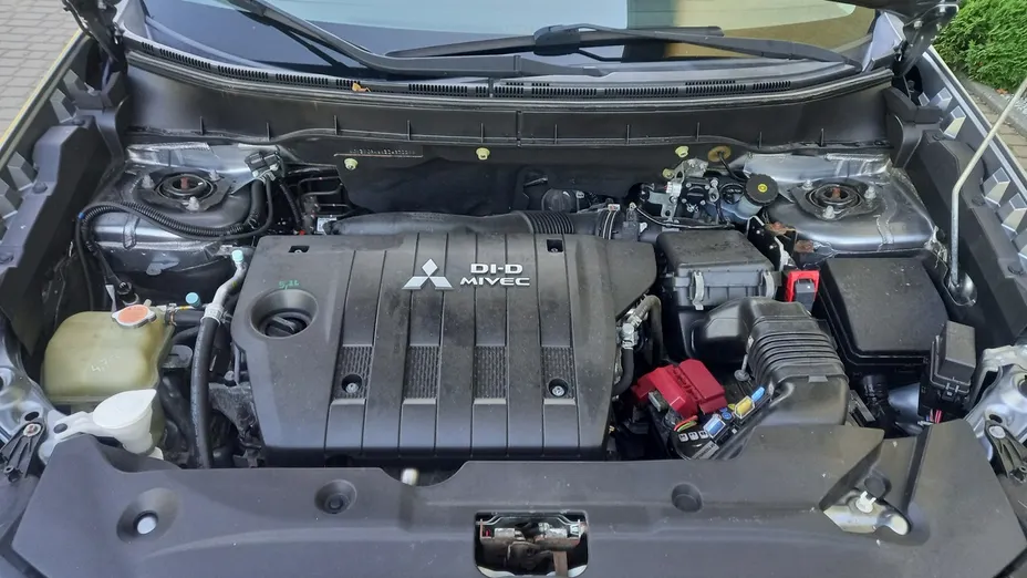 MITSUBISHI ASX -