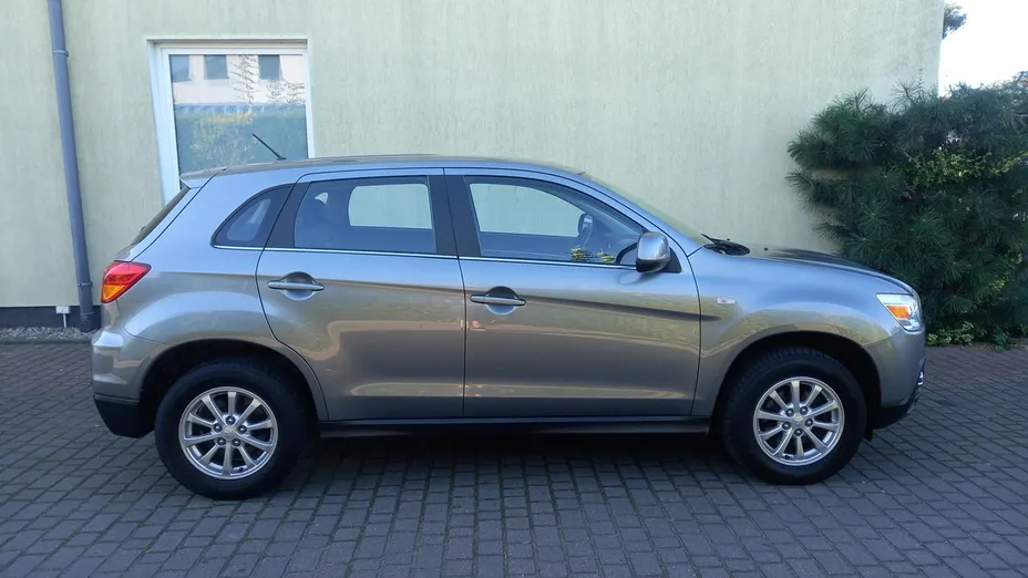 MITSUBISHI ASX -