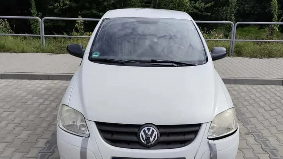 VOLKSWAGEN Fox -