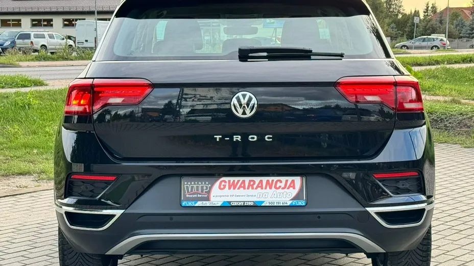 VOLKSWAGEN T-ROC -