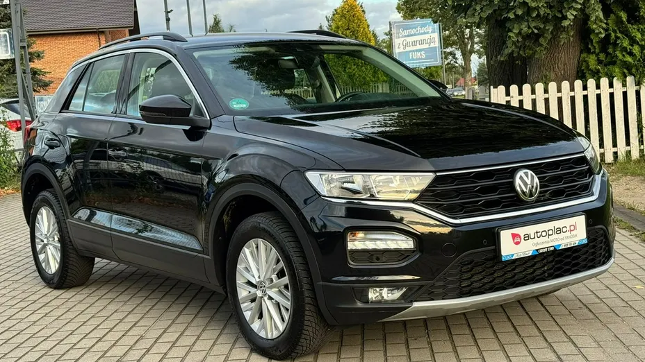 VOLKSWAGEN T-ROC -