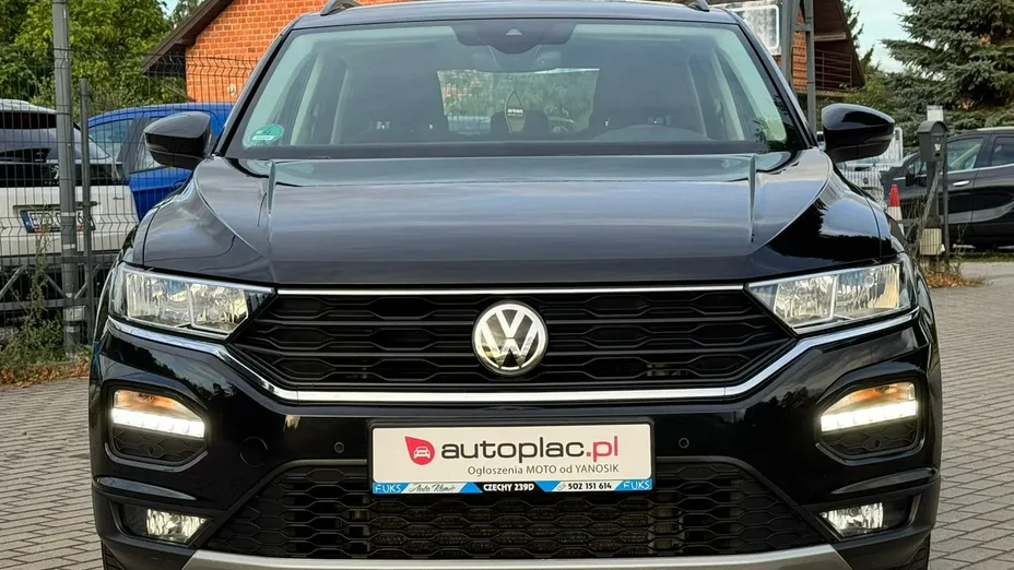 VOLKSWAGEN T-ROC -