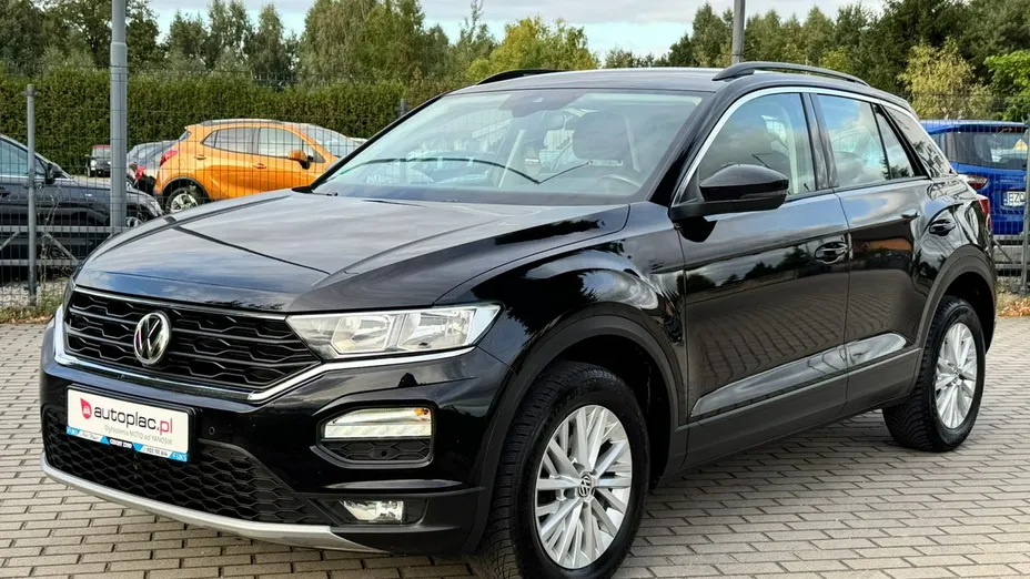 VOLKSWAGEN T-ROC -