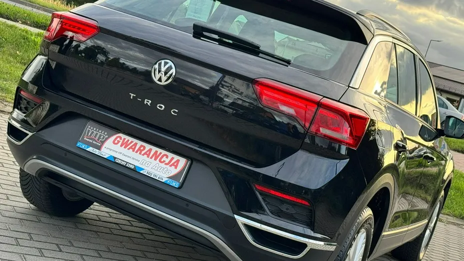 VOLKSWAGEN T-ROC -