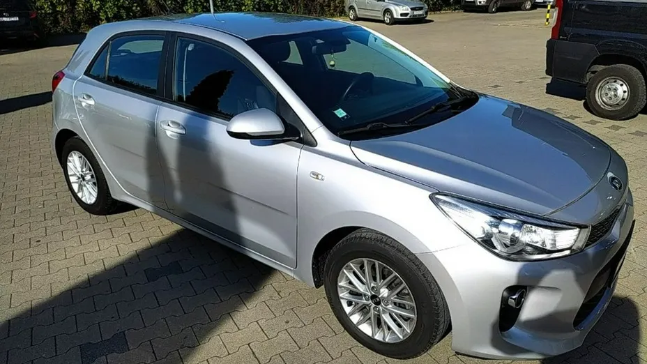KIA Rio -