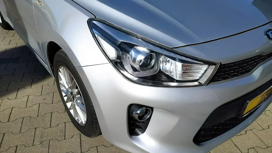 KIA Rio -