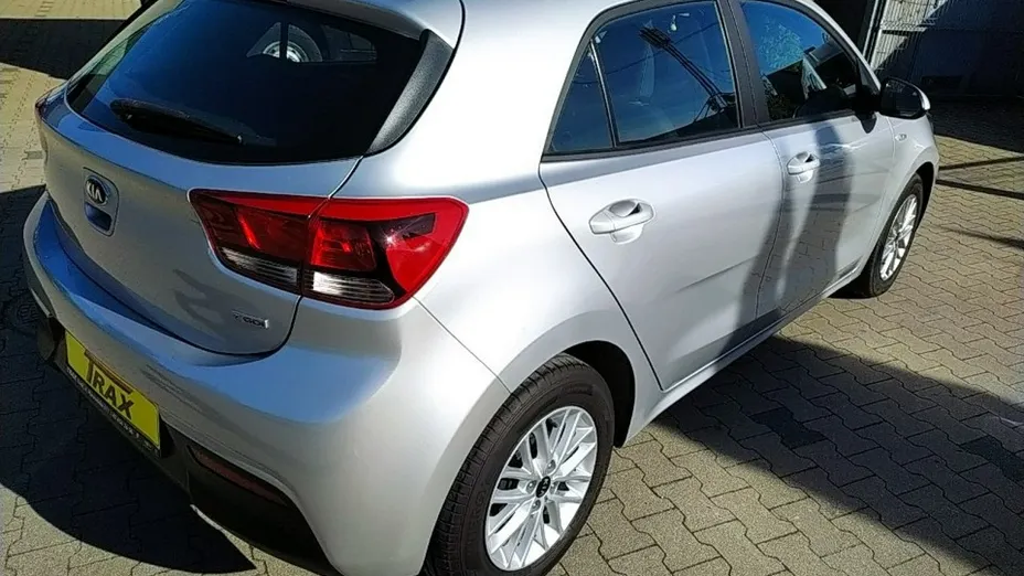 KIA Rio -