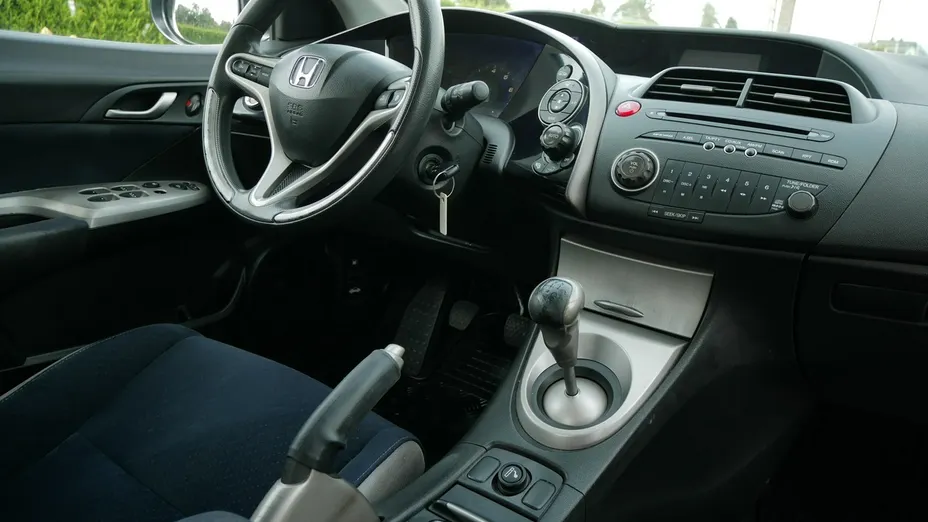 HONDA Civic -