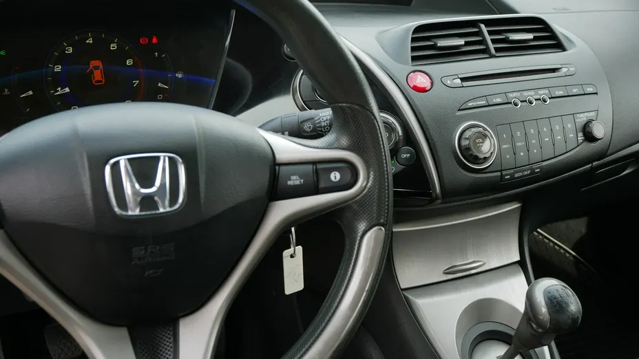 HONDA Civic -