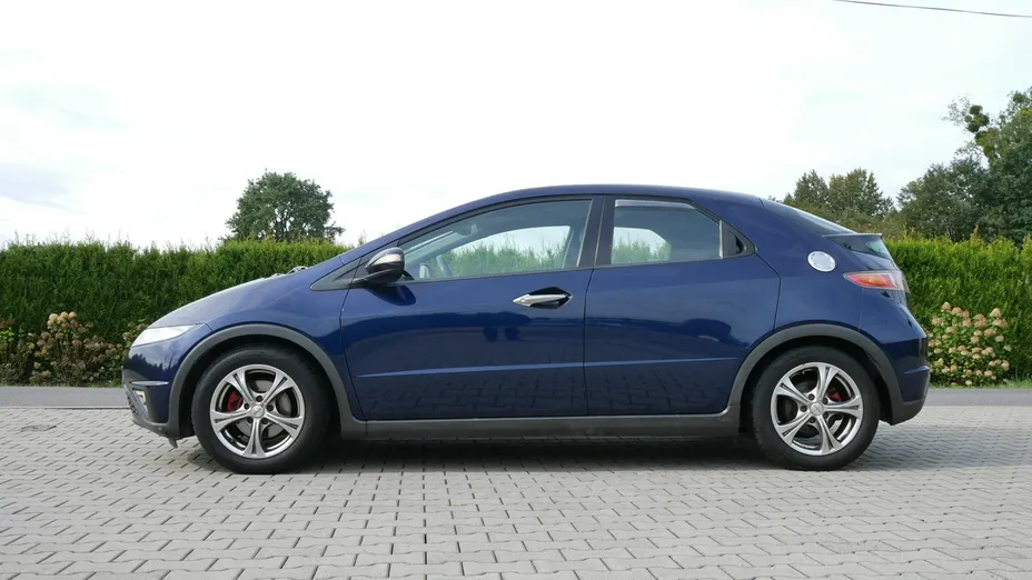 HONDA Civic -