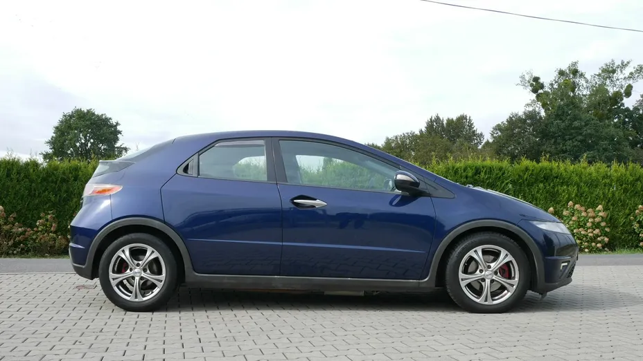 HONDA Civic -