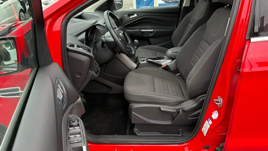 FORD Kuga -