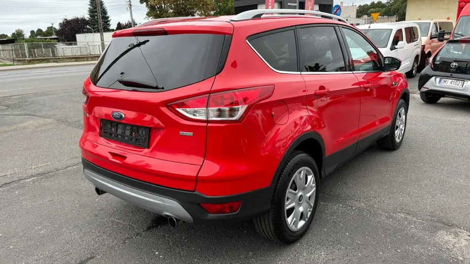 FORD Kuga -