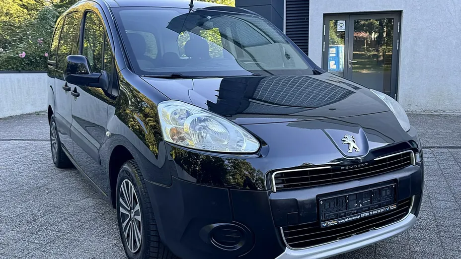 PEUGEOT Partner -