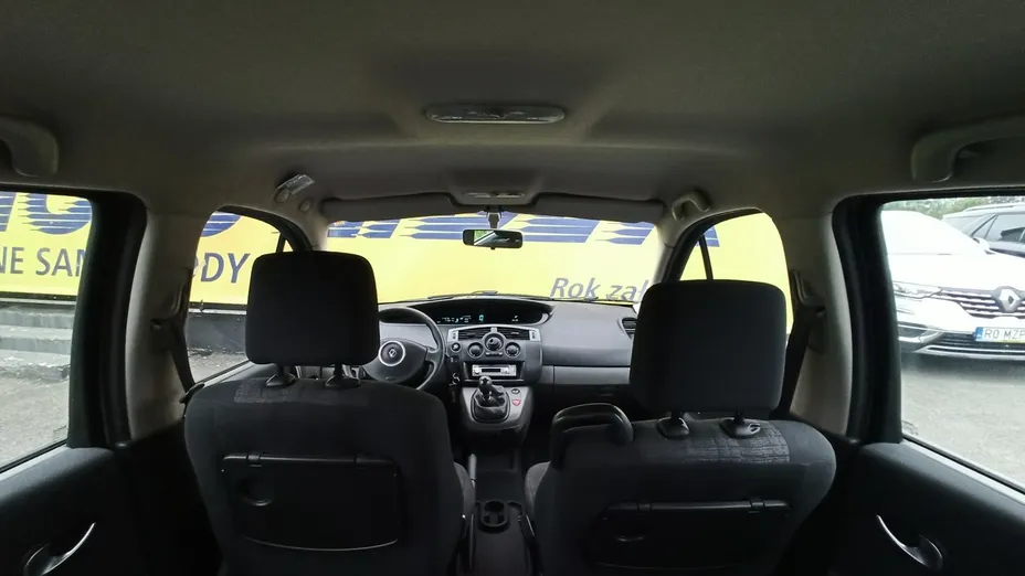 RENAULT Scenic -